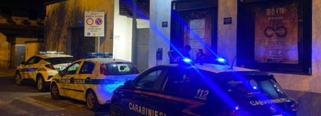 Chiuso il ‘movie’, troppe persone nel locale