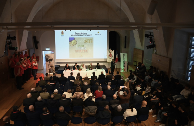 Presentato anche a Desio il CalendEsercito 2024, un inno alla memoria degli Eroi